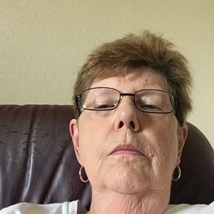 Meet your Posher, Carolyn